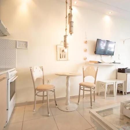 Apartment Dragoumi B3 *