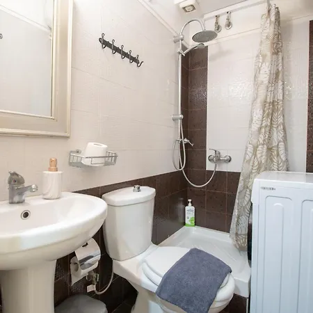 Dragoumi B3 Apartament *